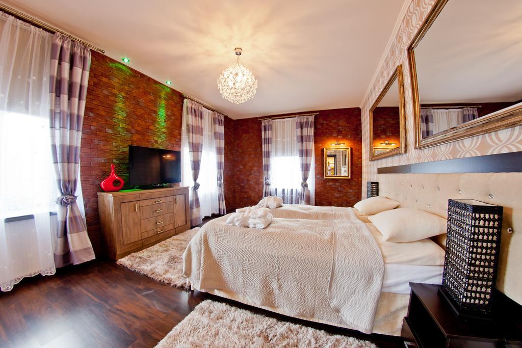 Palac Saturna Czeladz Room photo